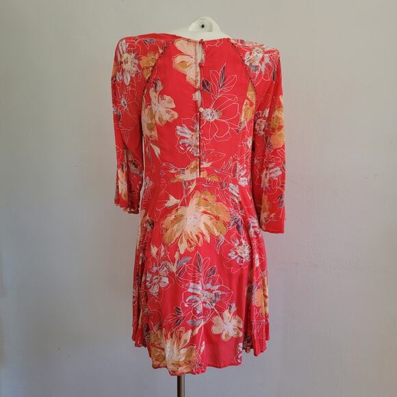 Free People All Eyes On You Floral Mini Swing Dress 4 Coral 3/4 Bell Sleeve - Picture 2 of 16